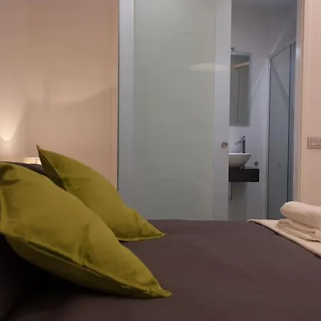 Loft Plaza アパート *